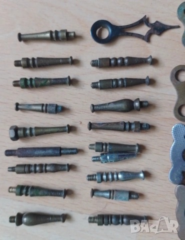 Части часовник будилник , снимка 2 - Антикварни и старинни предмети - 47768823