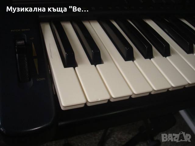 Снтезатор Technics KN750 със стойка, снимка 4 - Синтезатори - 52896814