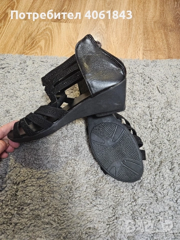сандали, снимка 3 - Сандали - 53322942