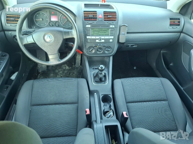 VW голф , снимка 3 - Автомобили и джипове - 54221813