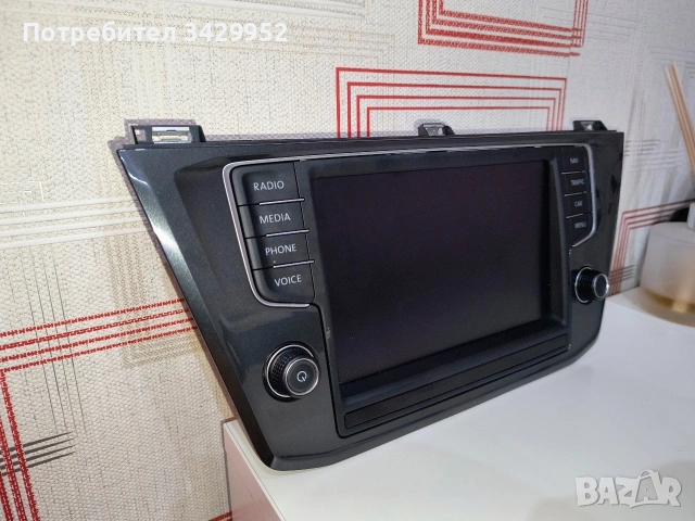 Дисплей за Тигуан2 , снимка 3 - Части - 53066194