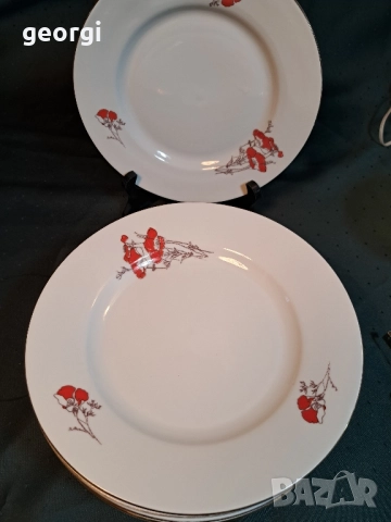 Български порцеланови чинии със златен кант 30/3