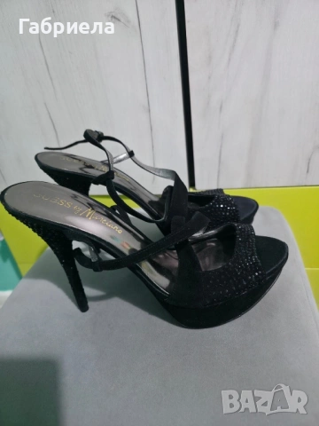 черни елегантни сандали на висок ток от марката Guess by Marciano, снимка 2 - Дамски елегантни обувки - 53528938