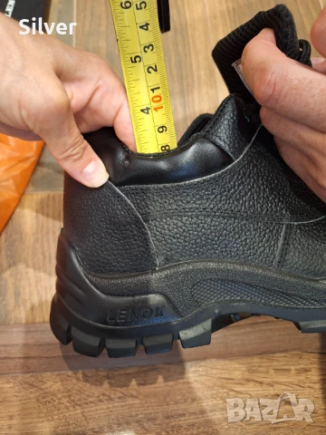 РАБОТНИ МЪЖКИ ОБУВКИ !!! с метално БОМБЕ !!! НОВ !!!, снимка 9 - Мъжки боти - 48173235