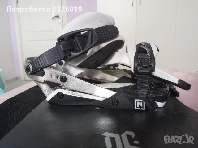 Сноуборд автомати Nitro Phantom, снимка 2 - Зимни спортове - 51993850