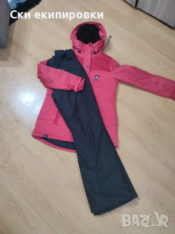 Дамска ски екипировка С размер , снимка 3 - Спортни екипи - 51844737