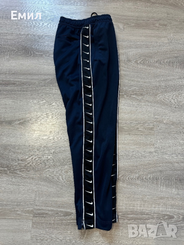 Мъжко долнище Nike Taped Track Pants, Размер XL, снимка 6 - Спортни дрехи, екипи - 45011196