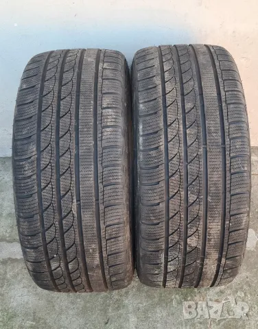 2 бр зимни гуми 245/35 R19 цола , снимка 2 - Гуми и джанти - 48910792