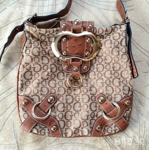 Guess оригинална чанта, снимка 2 - Чанти - 53337530