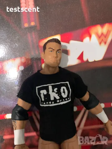 Екшън фигура WWE Randy Orton The Viper Ранди Ортън Mattel Elite 2010-2011 + removable shirt RKO, снимка 9 - Фигурки - 48439229