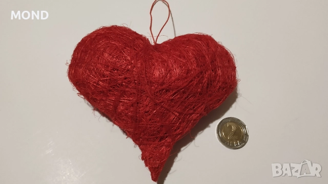 Ръчно изработено сърце от конец, снимка 2 - Ръчно изработени сувенири - 52867731