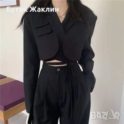 Дамски костюм , снимка 1 - Костюми - 47884472