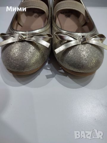 Нови пантофки балеринки златни, снимка 1 - Детски сандали и чехли - 45935619