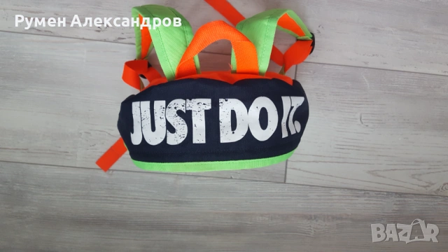 Детска електрикаво зелена NIKE раничка, снимка 6 - Раници - 53940542