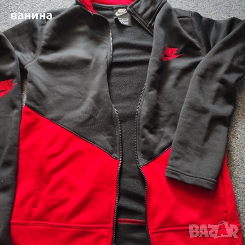Оригинален спортен екип на nike 147 158, снимка 3 - Детски анцузи и суичери - 52510998