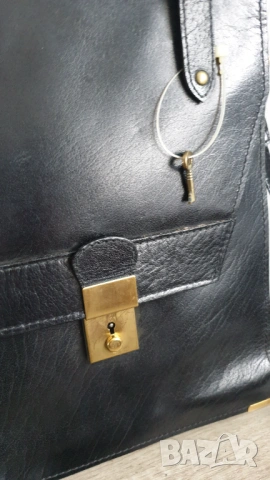 Мъжка чанта от естествена кожа, снимка 3 - Чанти - 53561957