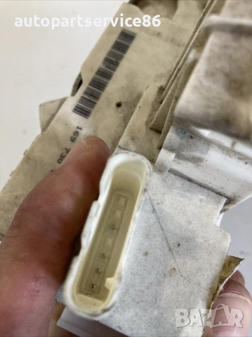 Механизъм за заключване за Mercedes ML W164 420 CDI предна лява врата (2007) 1697302135, снимка 2 - Части - 53998475