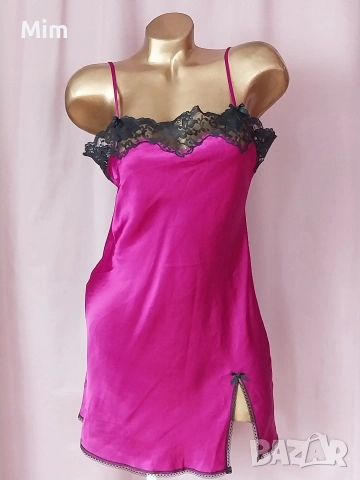 Viktoria's Secret M Сатенена нощница в цикламово с черна дантела 