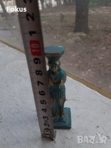 Малка масивна бронзова фигурка статуетка, снимка 5 - Антикварни и старинни предмети - 53388678