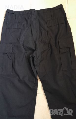 Черен панталон тип карго, снимка 5 - Панталони - 46320220