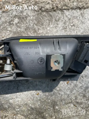 Дръжка врата вътрешна Фолксваген Голф 5 VW Golf, снимка 3 - Части - 50050733