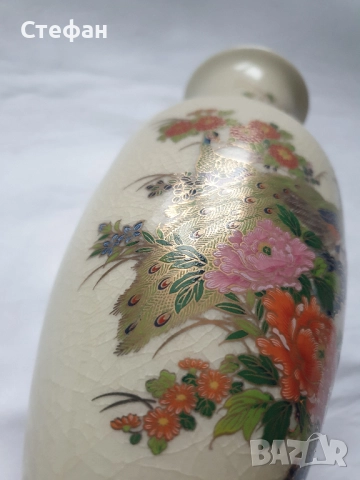 Порцеланова ваза, снимка 4 - Антикварни и старинни предмети - 52476777