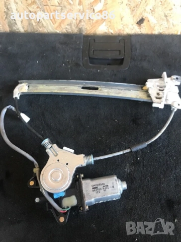 Мотор регулатор за заден десен прозорец 2.0 за Mazda Tribute (2003) 862100-4451