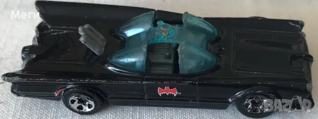 Колекционерска Количка Hot Wheels – Batman 1966 TV Series Batmobile – Мащаб 1:64 – DC Comics, снимка 4 - Колекции - 46987847