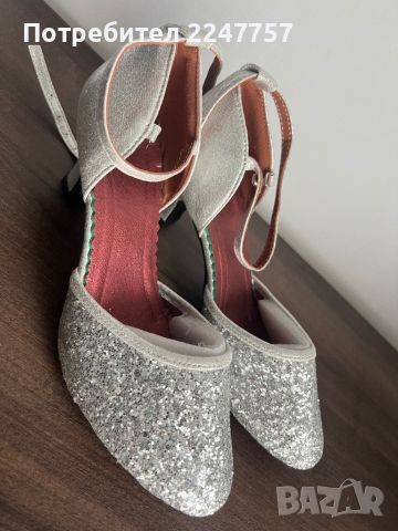 Нови сребристи обувки размер 38, снимка 4 - Дамски елегантни обувки - 45428758