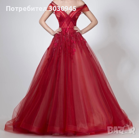 Бална рокля в червено