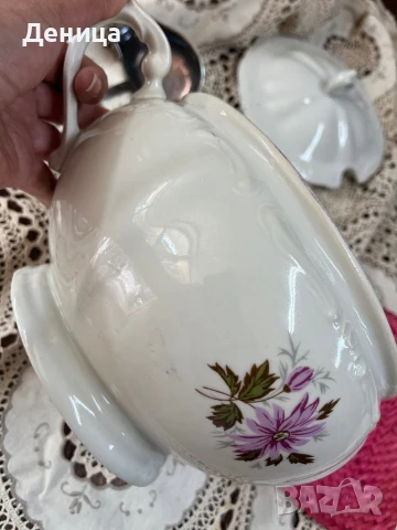 Горски слез и Изида Бароков супник  Интересното при него е, че е с капак без декорация, но така съм , снимка 9 - Прибори за хранене, готвене и сервиране - 50762743