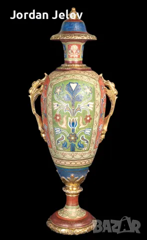 Рядка 100 годишна ваза от Franz Anton Mehlem- Royal Bonn.