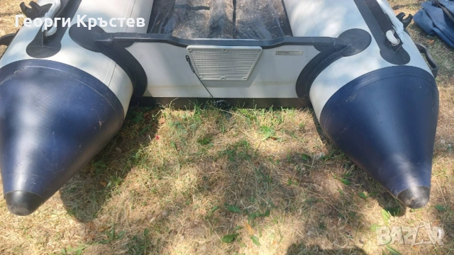 Лодка с два двигателя, бензинов и електрически. , снимка 3 - Екипировка - 53701503