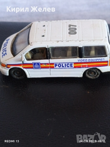 Метална количка ПОЛИЦИЯ Мерцедес Бенц Вито за КОЛЕКЦИЯ ДЕКОРАЦИЯ 51335