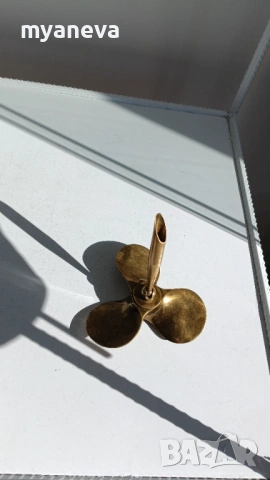 Vintage поставка за химикал във формата на корабна перка (пропелер) . , снимка 8 - Антикварни и старинни предмети - 53816881