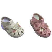 Светещи детски сандали за момиче , снимка 1 - Бебешки обувки - 45299840