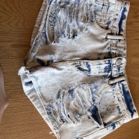 Къси скъсани дънки, снимка 3 - Къси панталони и бермуди - 45197917