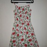 Pepperts! teens бяла лятна рокля с червени и розови цветя, снимка 1 - Детски рокли и поли - 45888888