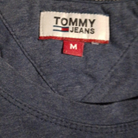 Тениска Tommy Hilfiger , снимка 2 - Тениски - 45039502