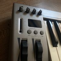 Midi keyboard/piano/clavier , снимка 1 - Други - 45332611