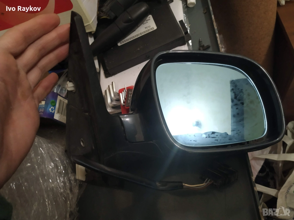 Дясно ел. огледало за Golf 4, снимка 1