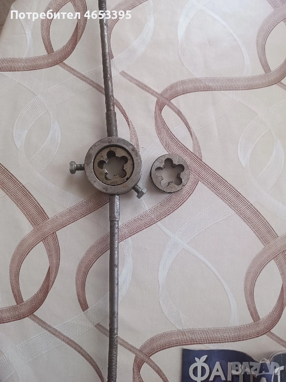 Метчик и флашки, снимка 1