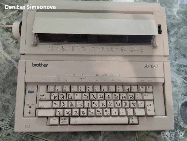 Продавам ел. пишеща машина Brother AX-120, снимка 1