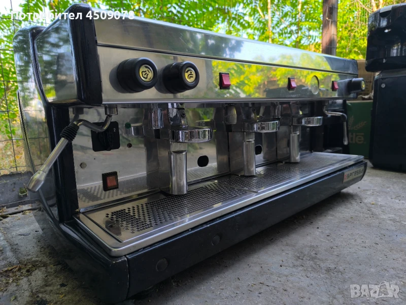 Професионална КАФЕ МАШИНА / Espresso, снимка 1