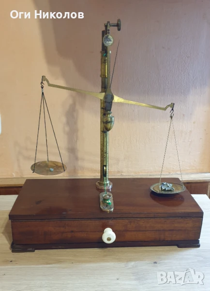 Старинна професионална златарска-медицинска везна, снимка 1