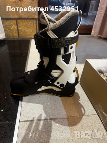 Dahu чисто нова ски обувка, снимка 5 - Зимни спортове - 52569466