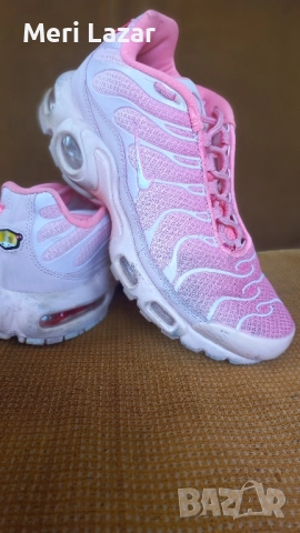 Оригинални маратонки NIKE, снимка 2 - Маратонки - 51615061