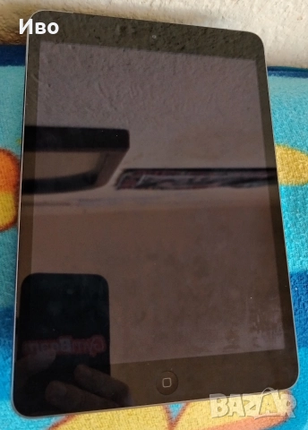 Продавам ipad mini 2 