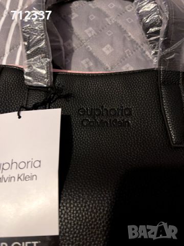Оригинална чанта Calvin Klein, снимка 2 - Чанти - 45117756