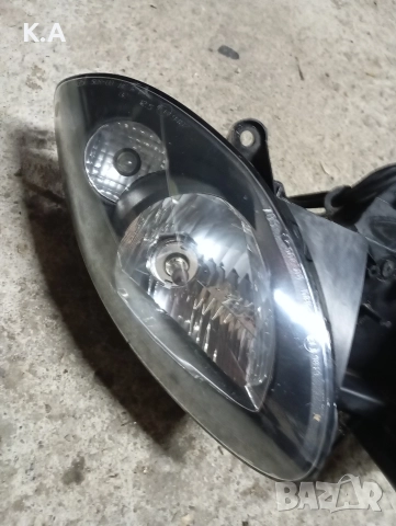 Фар за Piaggio X9, снимка 2 - Части - 52713575